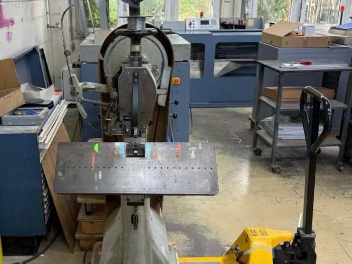 Agrafix Stitching Machine Pic 1
