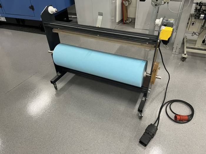 Automatic cloth rewinder for offset printing machines Pic 2