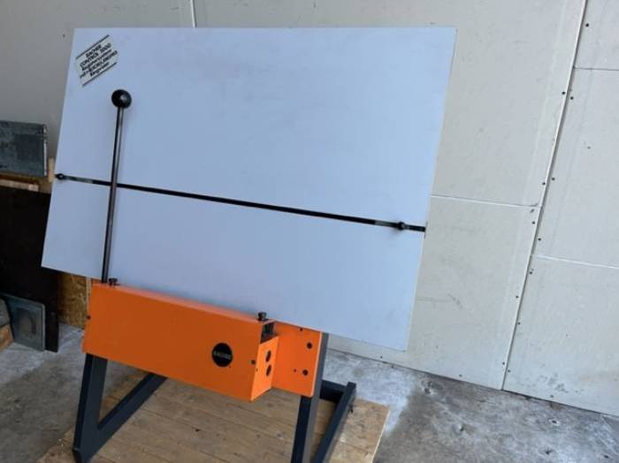 Bacher 2045 Plate Punch Pic 3