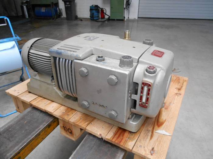Becker and Rietschle vacuum compressores Pic 8