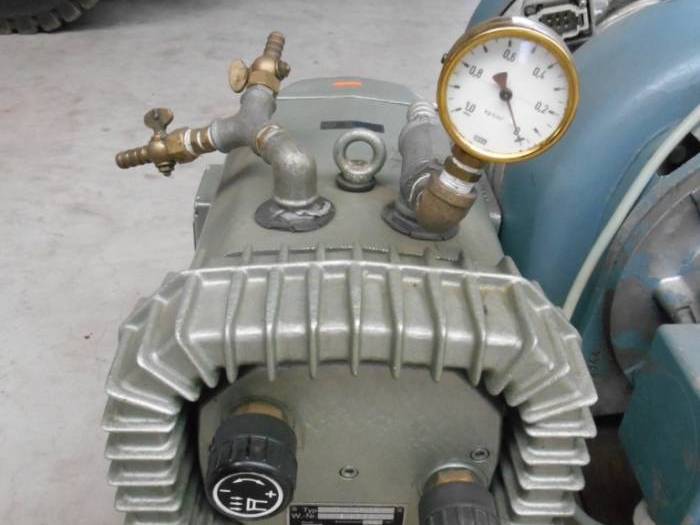 Becker and Rietschle vacuum compressores Pic 3