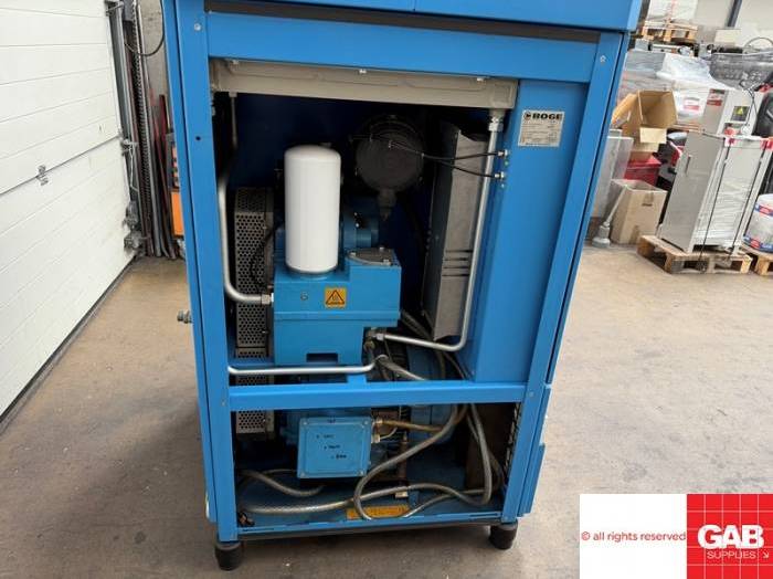 Boge C30 FD - Air Compressor with Dryer Pic 6