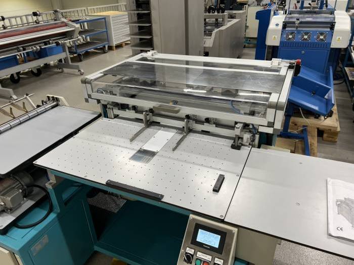 CMC Q Cover Two LPA2 50-70 Hard Cover Maker Pic 4