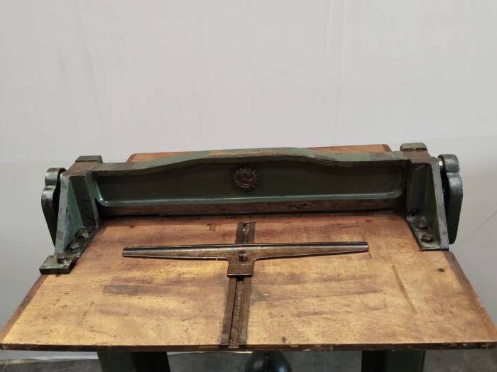 Creasing Machine Pic 3