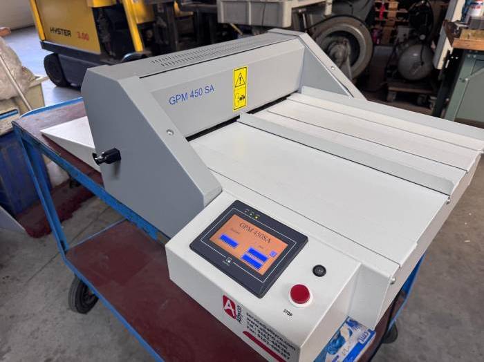 Cyklos GPM 450SA Semi Automatic Programmable Creaser Pic 7