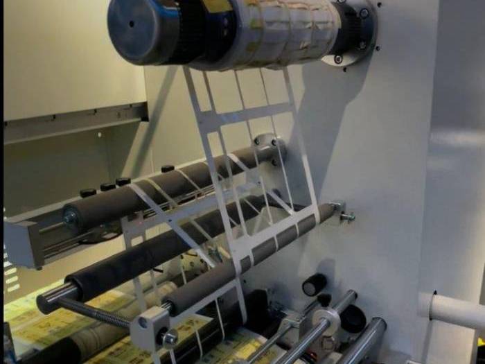Digital Laser Label Finishing System  Pic 9
