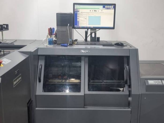 Duplo DBMi Saddle Stitch System with DSF-2200 Pic 2