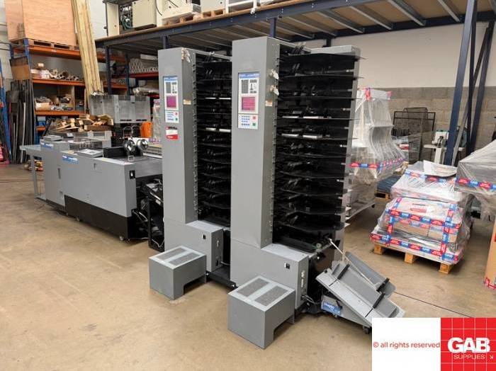 Duplo System 4000 booklet maker with 20 stations Pic 1