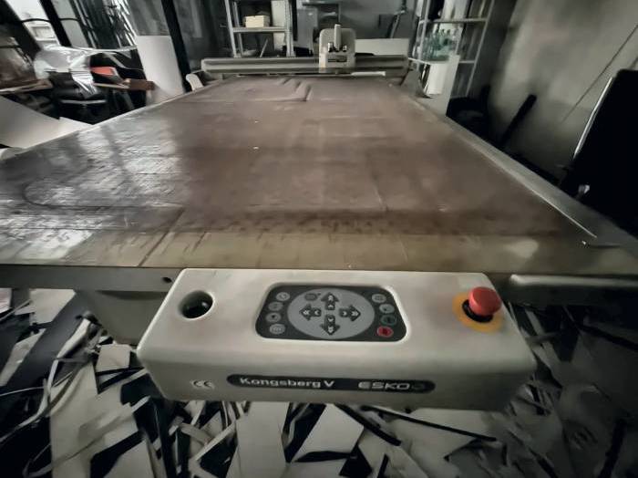 Esko Kongsberg V 24P plotter Pic 2