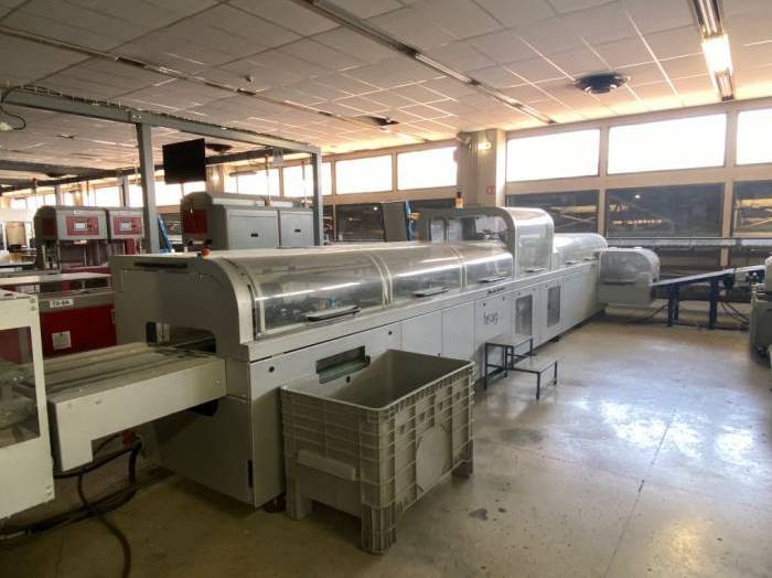 Ferag collection and stitching line Pic 2