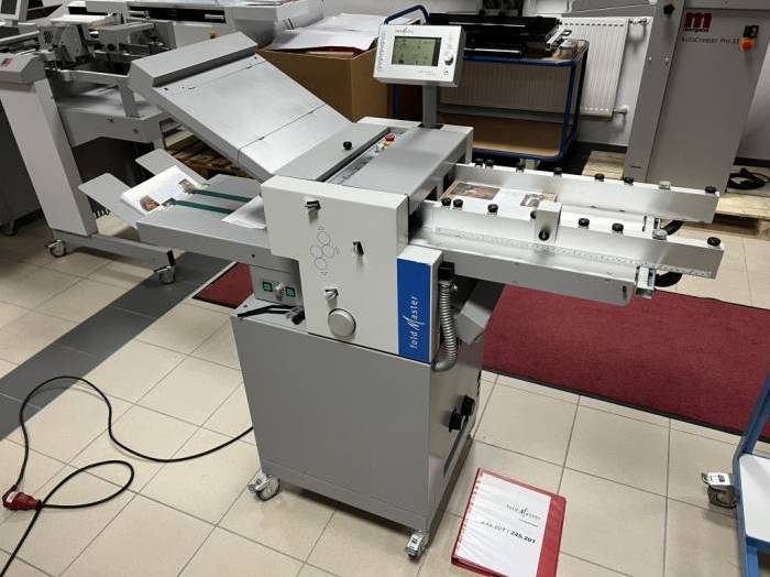 Foldmaster 200 SA Automatic Folding Machine Pic 3
