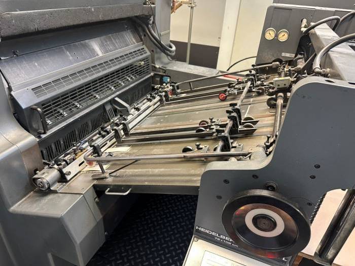 Heidelberg CD 102 F LX UV IR Pic 5