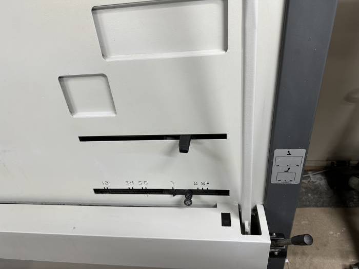 Heidelberg   Nela Speedmaster Plate Punch Pic 9