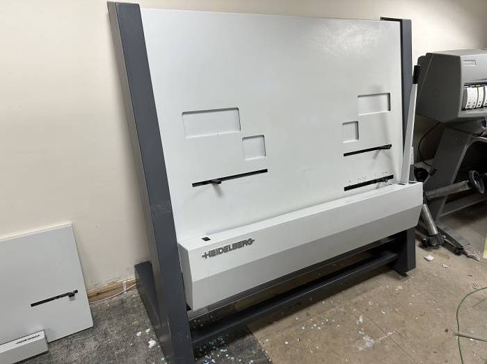 Heidelberg   Nela Speedmaster Plate Punch Pic 3