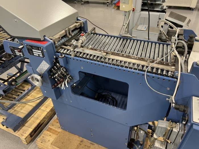 Herzog Heymann KL112-6 Pharmaceutical Folding Machine  Pic 5
