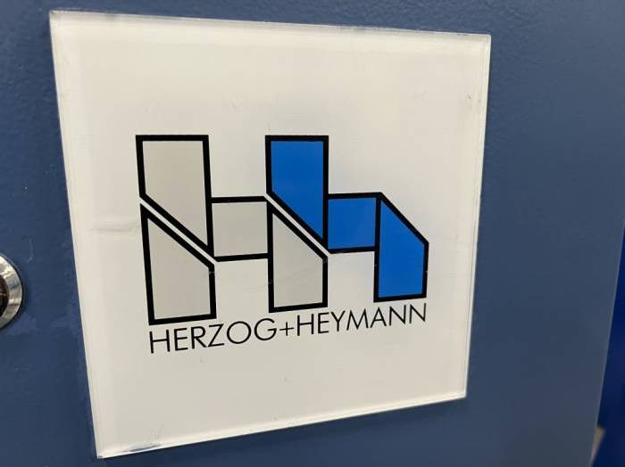 Herzog Heymann KL112-6 Pharmaceutical Folding Machine  Pic 13