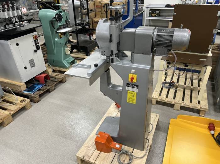 Hohner Economy 25/40 Wire Stitcher Pic 7