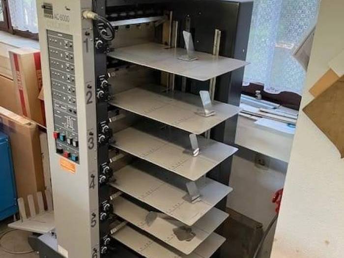 Horizon AC-6000 collator Pic 1
