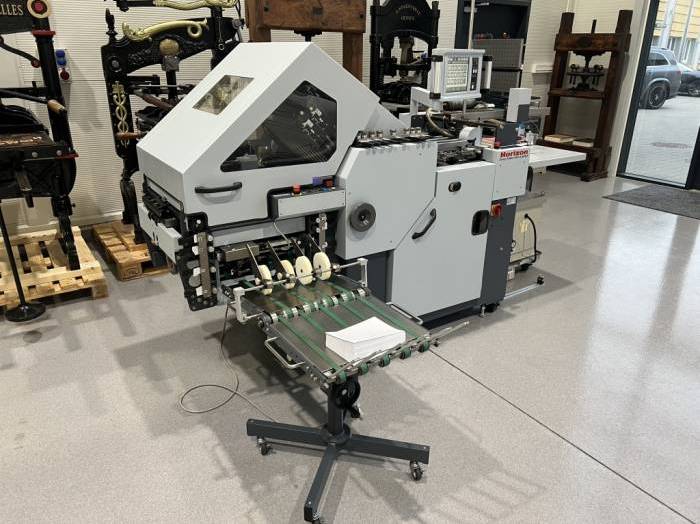 Horizon AFC-546 AKT Folding Machine Pic 6