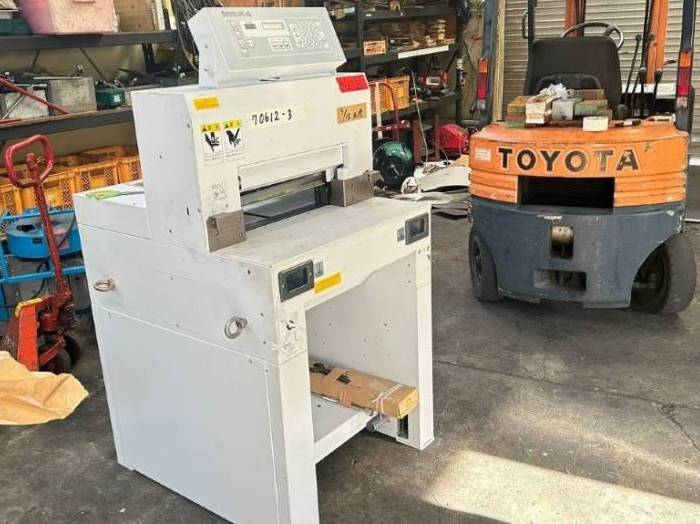 Horizon APC 45 Paper Cutting Machine 45 cm Pic 3