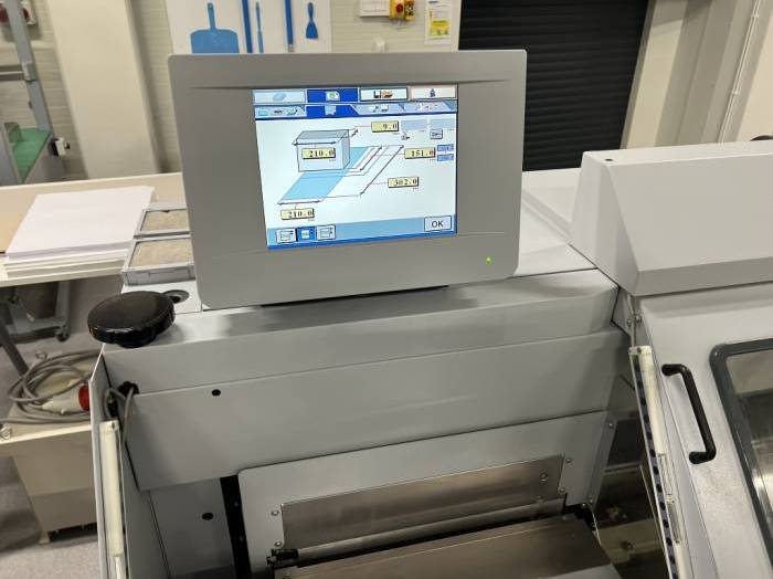 Horizon BQ 270 C Perfect Binder Pic 4