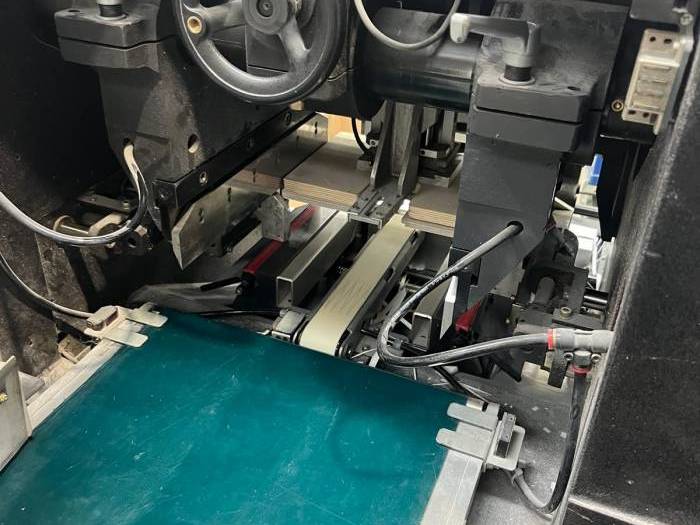 Horizon HT 70 Three Knife Book Trimmer Pic 2