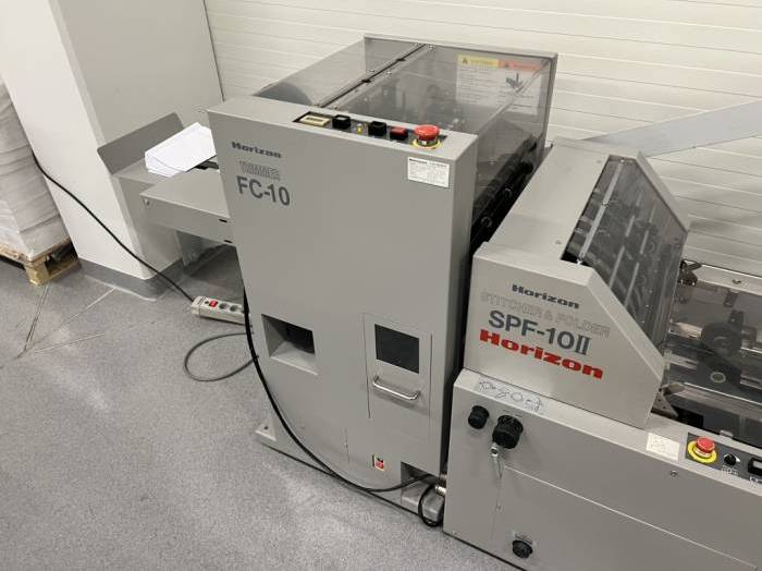 Horizon MC-80a   SPF-10II   FC-10II Booklet Making Lin Pic 10