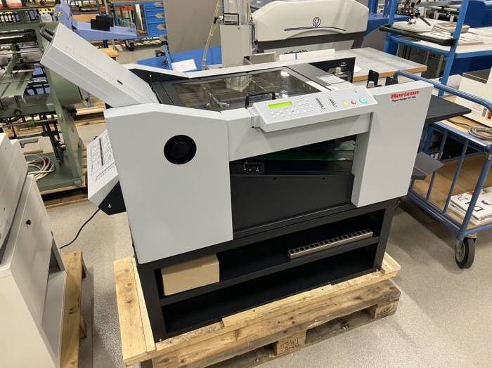 Horizon PF-40L Automatic Folding Machine Pic 3