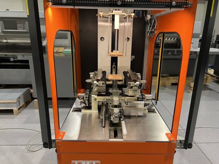 IML DA 900 Rigid Box Automatic Wrapping Machine Pic 5