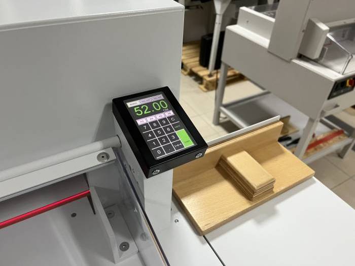 Ideal 5255 paper cutting guillotine Pic 5