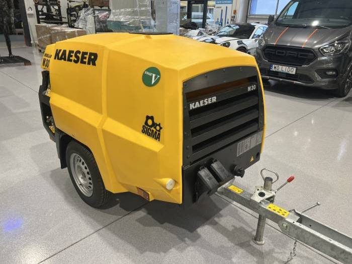 Kaeser M30 PE screw compressor on a trailer Pic 4
