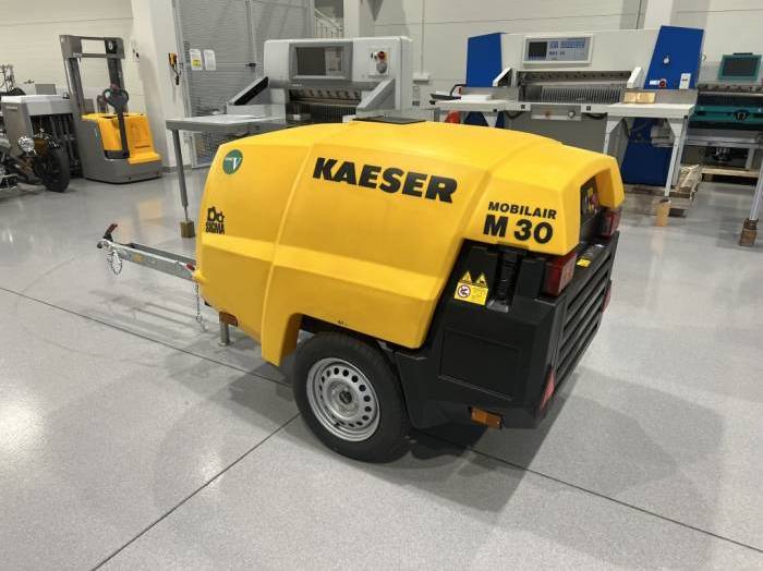 Kaeser M30 PE screw compressor on a trailer Pic 1