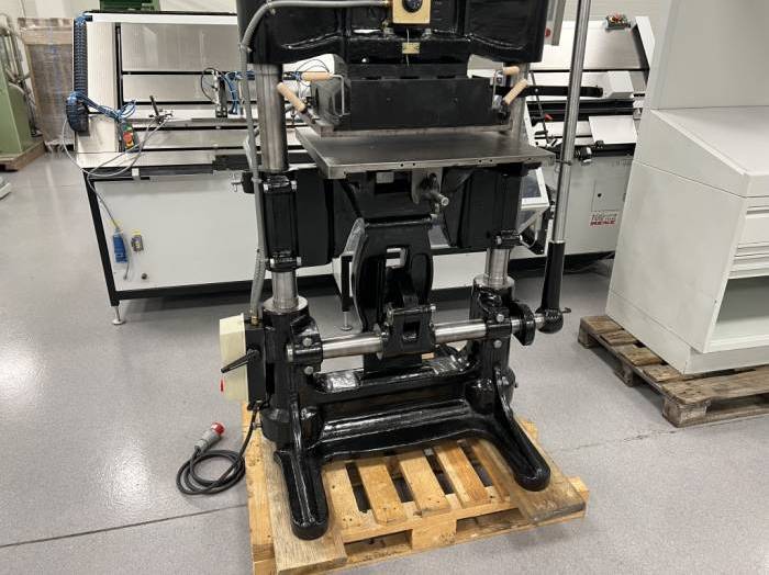 Karl Krause Hot stamping press Pic 5