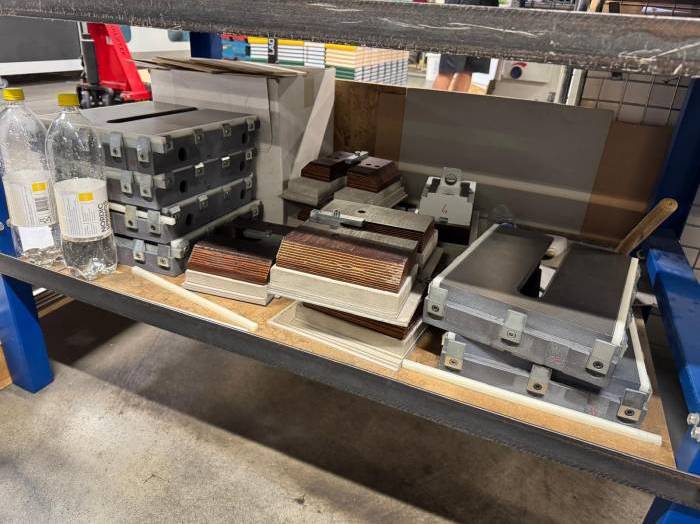 Kolbus HD 130 Three-Knife-Trimmer Pic 8