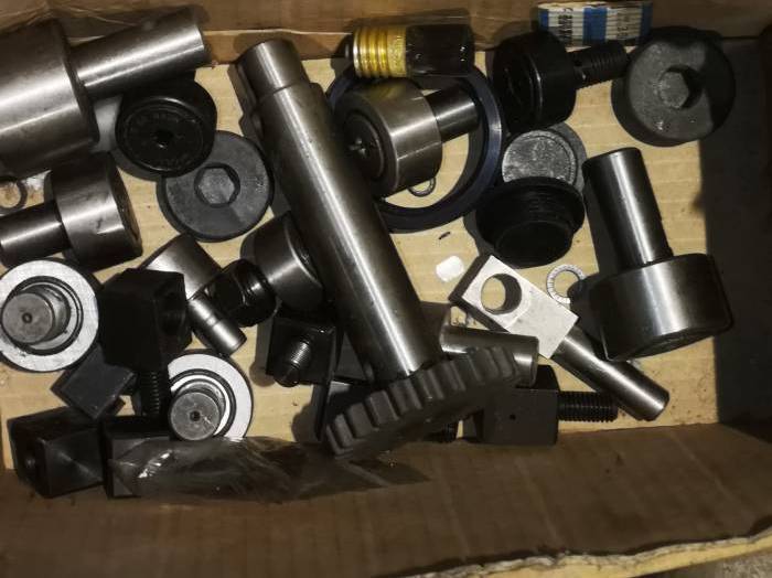 Komori Various spare parts Pic 1