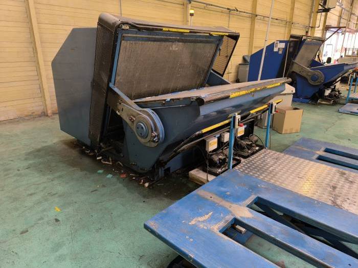 Lavoie S VI A Automatic die-cutter Pic 2