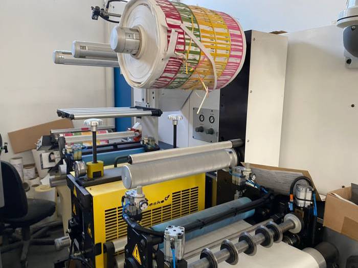 Lesko LW SD 2016 roll to roll Laminating Die cutting  Pic 1