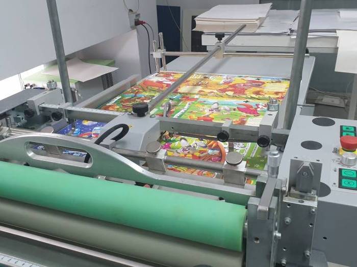 MGI Jet varnish 3D UV Spot coating machine Pic 7