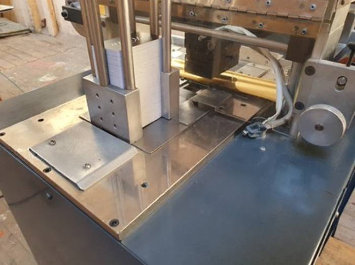Malhide E4-CC - Plastic Card Foiling Press Pic 6
