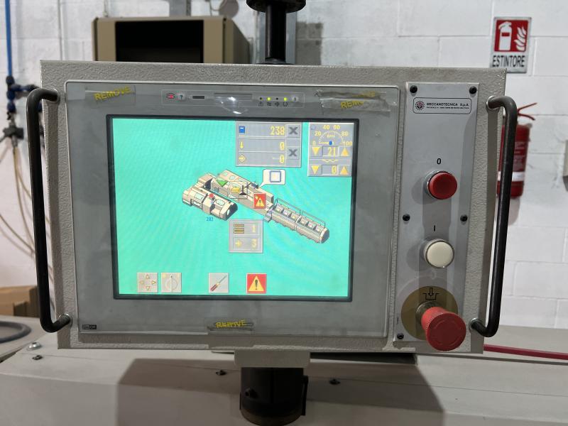 Meccanotecnica Multiplex SA Sewing line Pic 9