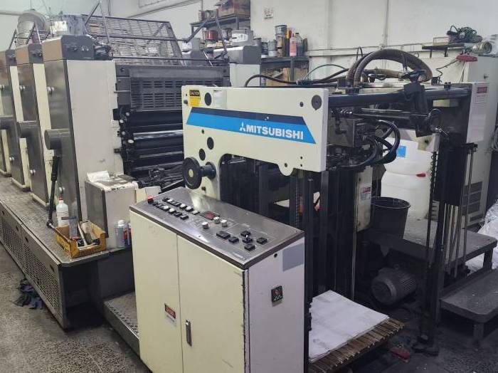 Mitsubishi 1 G4 Pic 1
