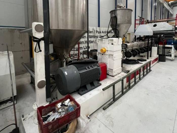 Nanjing GS Mach extrusion equipment 1800 Pic 1