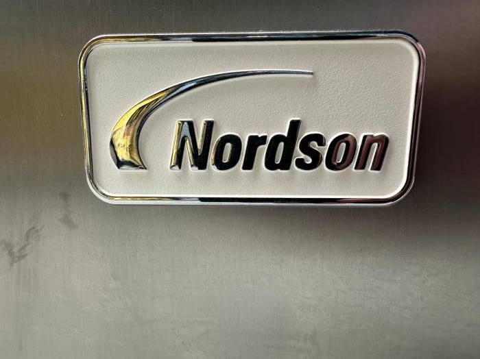 Nordson dispensing station --www.allgraphic.eu-- Pic 6
