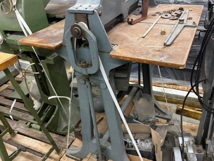 Perforating and Creasing Stewo Pic 1