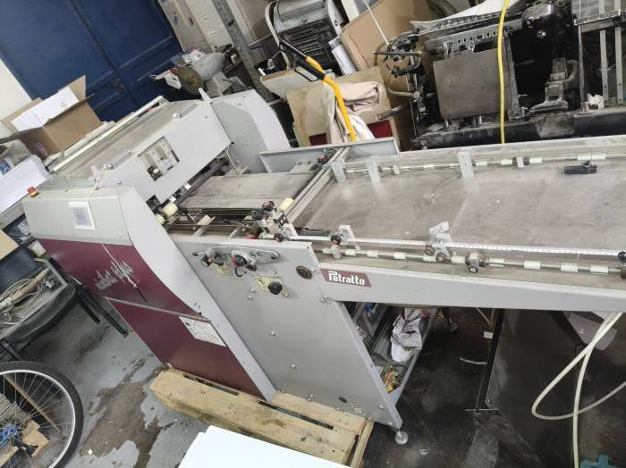 Petratto Mini Bat Plus Creasing Machine Pic 1