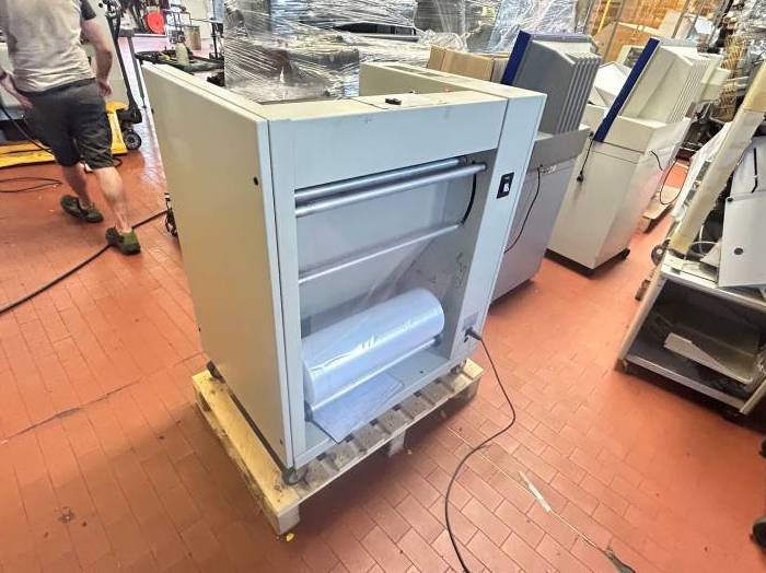 Plasticsert 100 vertical bagging Pic 8