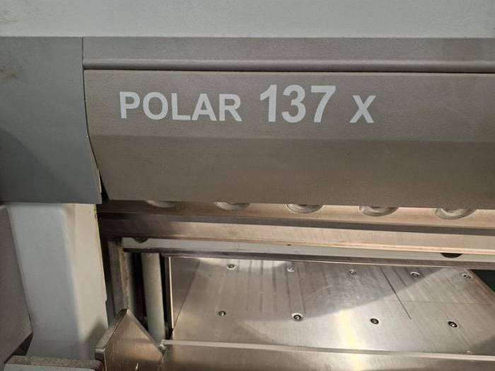 Polar 137 X Pic 2