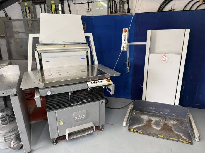 Polar 92 ED Guillotine 92cm   LW 450-2 Stack Lift   RA Pic 6