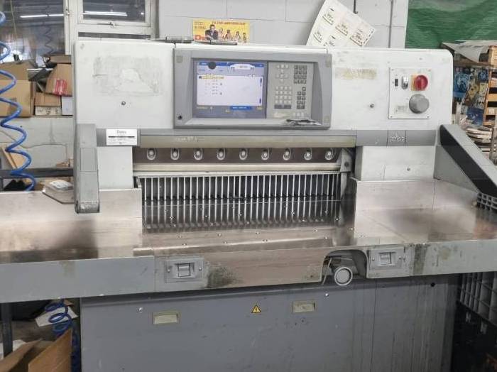 Polar 92 X Programmable Paper Guillotine Pic 1