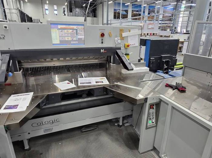 Polar N 137 AT cutting system Pic 1